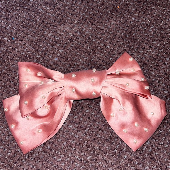 Hair clip, pink bow with pearls - Picture 2 of 3